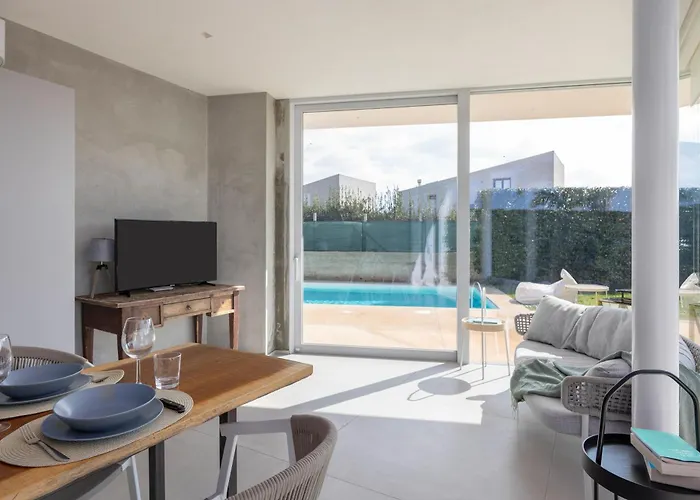 Platinum Villa *